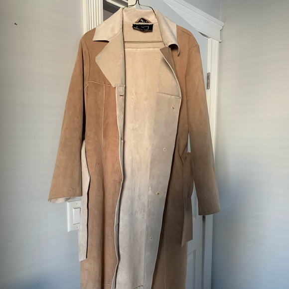 Women’s fall/early winter, spring coat with warm liner - Picture 2 of 5
